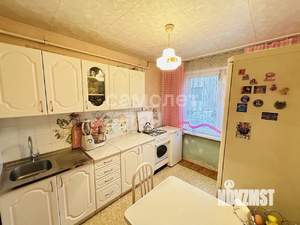 3-к квартира, вторичка, 65м2, 1/10 этаж