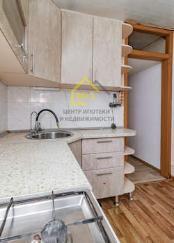 2-к квартира, вторичка, 43м2, 1/5 этаж