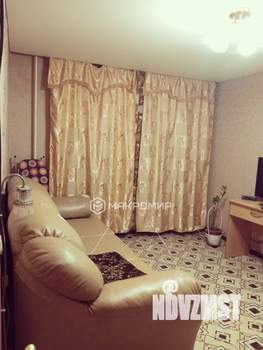 2-к квартира, вторичка, 44м2, 1/4 этаж