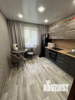 2-к квартира, вторичка, 52м2, 1/9 этаж