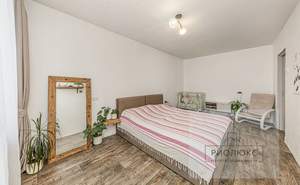 2-к квартира, вторичка, 49м2, 9/9 этаж