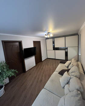 4-к квартира, вторичка, 61м2, 3/5 этаж