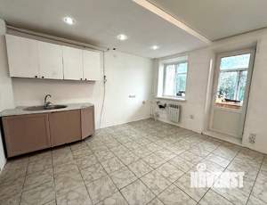 3-к квартира, вторичка, 61м2, 1/2 этаж