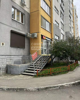 3-к квартира, вторичка, 65м2, 1/10 этаж