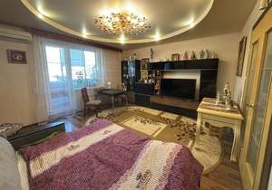 2-к квартира, вторичка, 58м2, 7/10 этаж