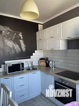 2-к квартира, вторичка, 57м2, 10/10 этаж