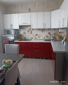 3-к квартира, вторичка, 81м2, 10/10 этаж