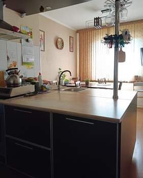 4-к квартира, вторичка, 76м2, 7/9 этаж