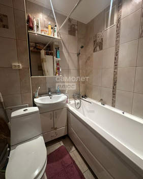 3-к квартира, вторичка, 57м2, 4/5 этаж