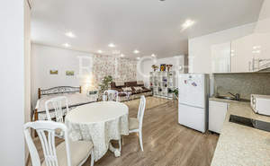 Студия квартира, вторичка, 43м2, 9/17 этаж