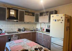 4-к квартира, вторичка, 122м2, 9/9 этаж