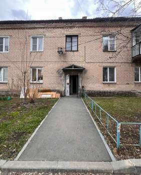 2-к квартира, вторичка, 40м2, 1/2 этаж