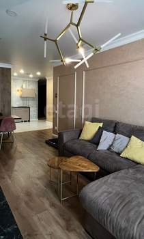 3-к квартира, вторичка, 74м2, 13/24 этаж