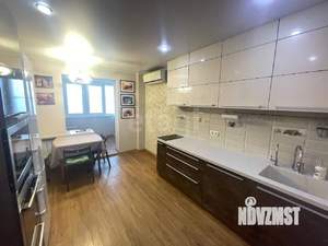 3-к квартира, вторичка, 68м2, 8/10 этаж