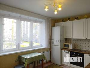 2-к квартира, вторичка, 65м2, 2/10 этаж