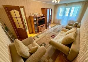 3-к квартира, вторичка, 63м2, 3/5 этаж