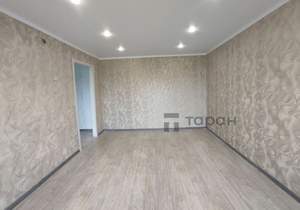 2-к квартира, вторичка, 37м2, 1/5 этаж