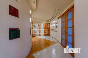 4-к квартира, вторичка, 169м2, 4/10 этаж