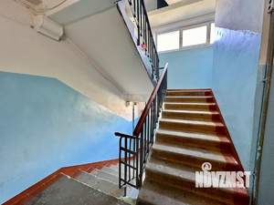 3-к квартира, вторичка, 65м2, 6/9 этаж