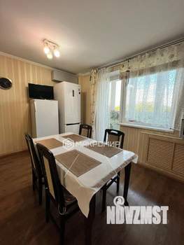 4-к квартира, вторичка, 125м2, 3/10 этаж
