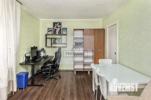 2-к квартира, вторичка, 50м2, 9/9 этаж