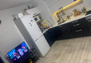 3-к квартира, вторичка, 70м2, 7/18 этаж