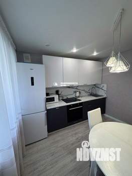 2-к квартира, вторичка, 64м2, 9/9 этаж