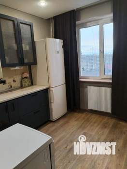 2-к квартира, вторичка, 61м2, 8/10 этаж