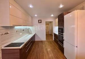 3-к квартира, вторичка, 68м2, 8/10 этаж