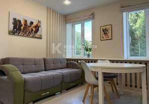 4-к квартира, вторичка, 80м2, 1/1 этаж