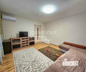 2-к квартира, вторичка, 62м2, 1/10 этаж