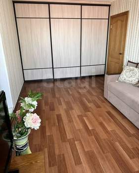 2-к квартира, вторичка, 50м2, 4/10 этаж