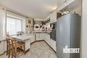 4-к квартира, вторичка, 130м2, 10/11 этаж