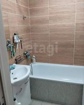 2-к квартира, вторичка, 66м2, 4/10 этаж