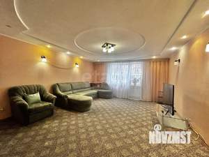 4-к квартира, вторичка, 117м2, 2/10 этаж