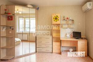 2-к квартира, вторичка, 65м2, 1/10 этаж