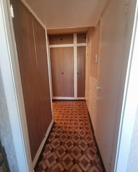2-к квартира, вторичка, 50м2, 9/9 этаж