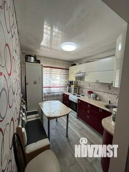 3-к квартира, вторичка, 64м2, 1/10 этаж