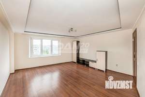 3-к квартира, вторичка, 74м2, 8/9 этаж