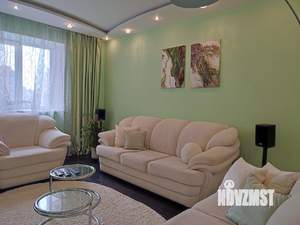 4-к квартира, вторичка, 98м2, 4/10 этаж