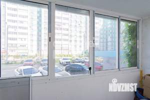 2-к квартира, вторичка, 56м2, 1/10 этаж