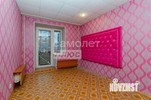 3-к квартира, вторичка, 60м2, 2/10 этаж