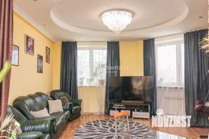3-к квартира, вторичка, 90м2, 2/5 этаж