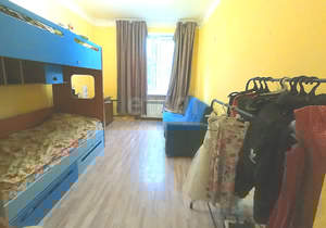 2-к квартира, вторичка, 68м2, 1/3 этаж