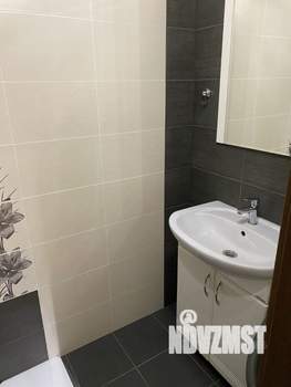 3-к квартира, вторичка, 130м2, 10/16 этаж