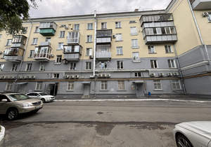3-к квартира, вторичка, 76м2, 2/4 этаж