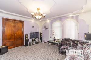 4-к квартира, вторичка, 105м2, 4/5 этаж