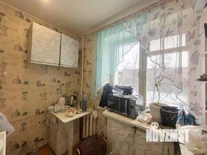 2-к квартира, вторичка, 42м2, 3/5 этаж