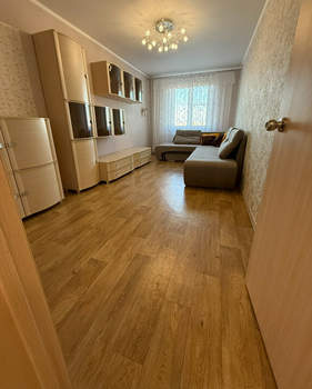 2-к квартира, вторичка, 50м2, 1/10 этаж