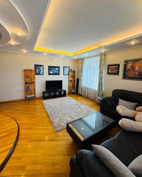 4-к квартира, вторичка, 158м2, 5/5 этаж